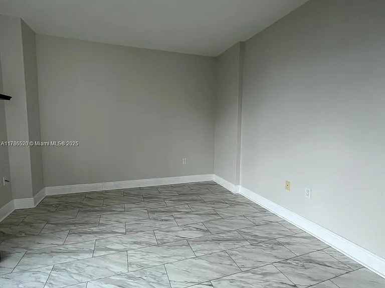 3370 Hidden Bay Dr #610 — Photo 8