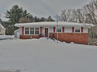 972 Suscon Rd, Pittston, PA 18640