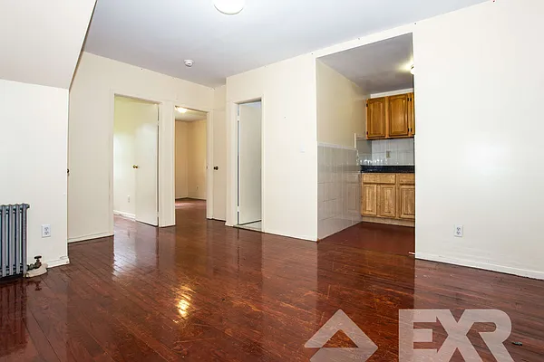 Rented by EXR | media 3