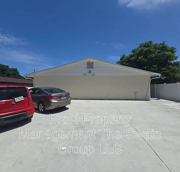 218 Florida Ave #7 — Photo 3