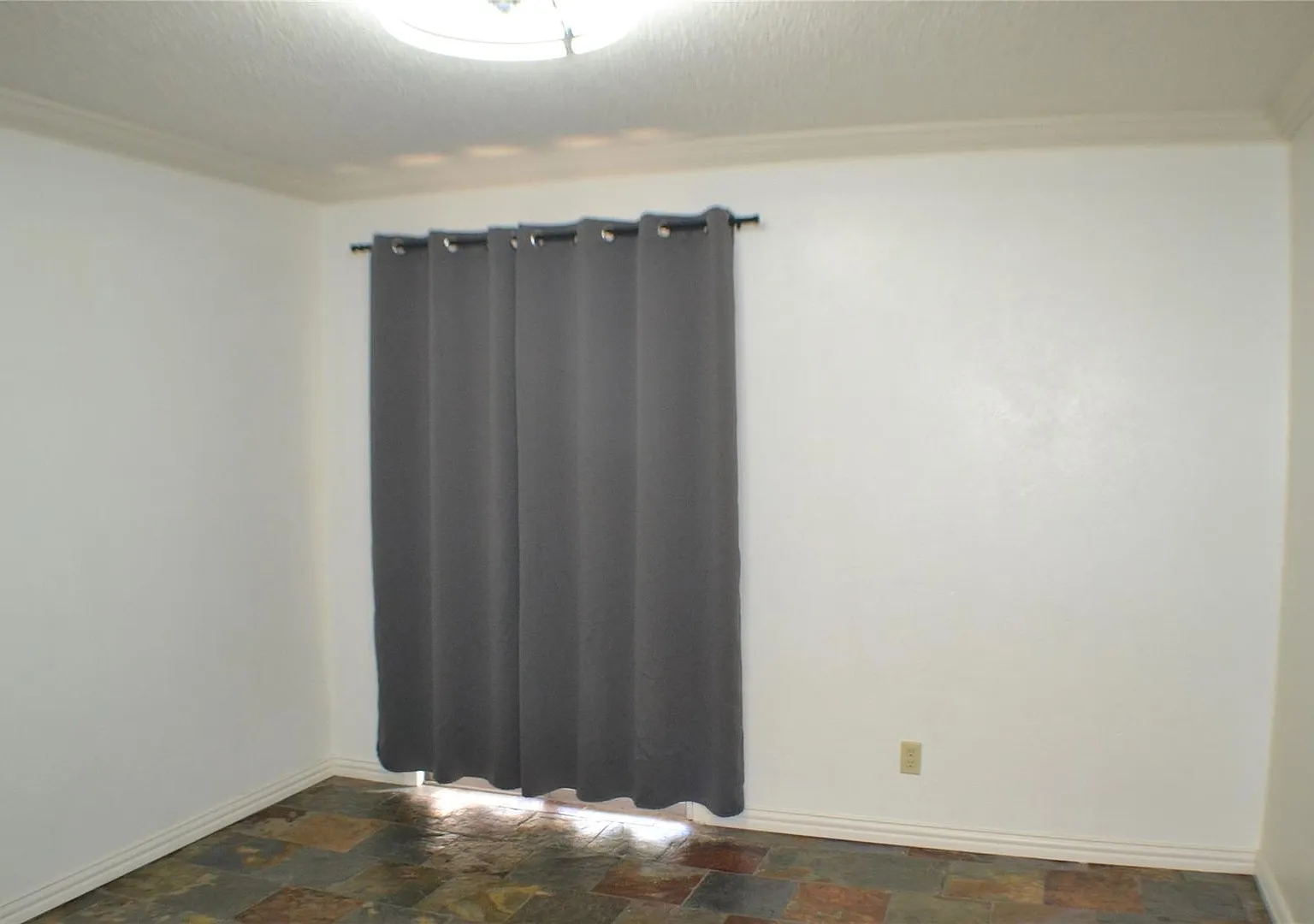 Condo Near Love Field Airport — Photo 2