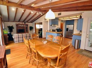 7445 McLennan Ave, Van Nuys, CA 91406