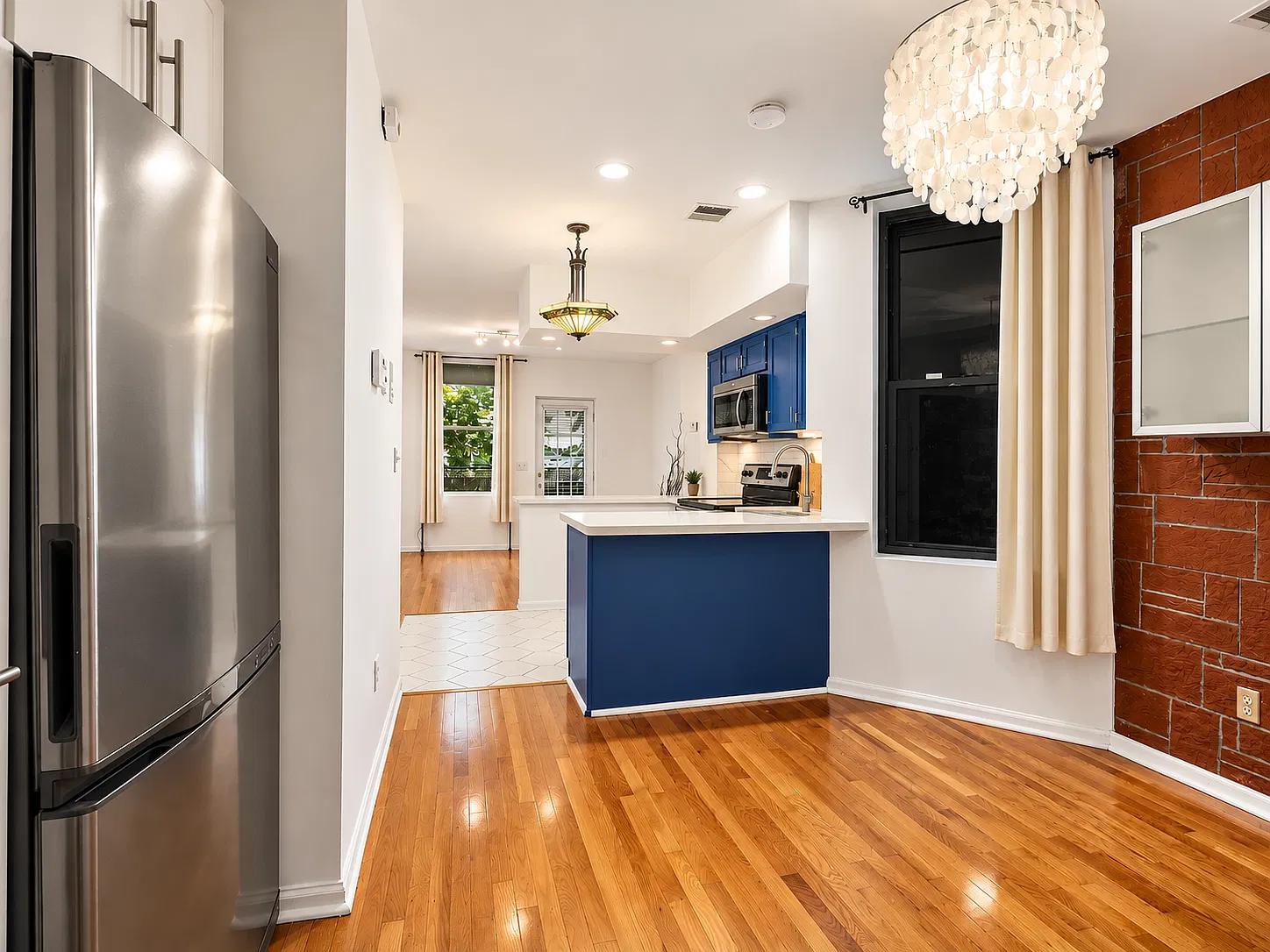 1 bed, 1.5 bath, 950 sqft, $2,500 — Photo 4