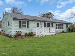 10 Nautilus Rd, Waretown, NJ 08758