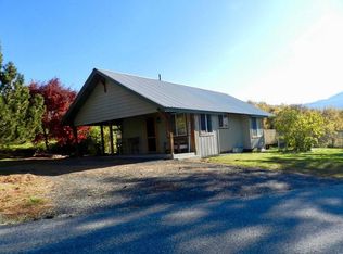 8469 Larson Rd, Peshastin, WA 98847