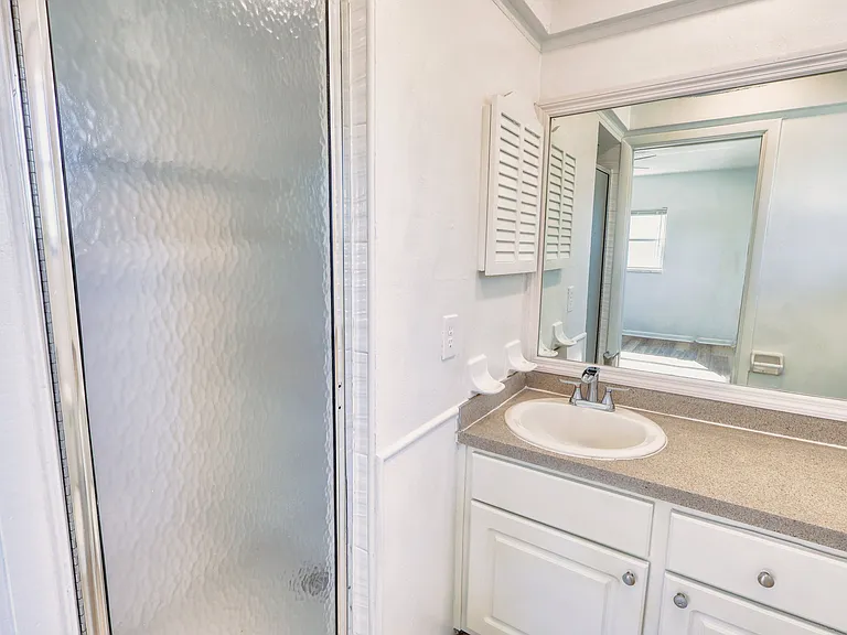 4545 Overlook Dr NE #C — Photo 7