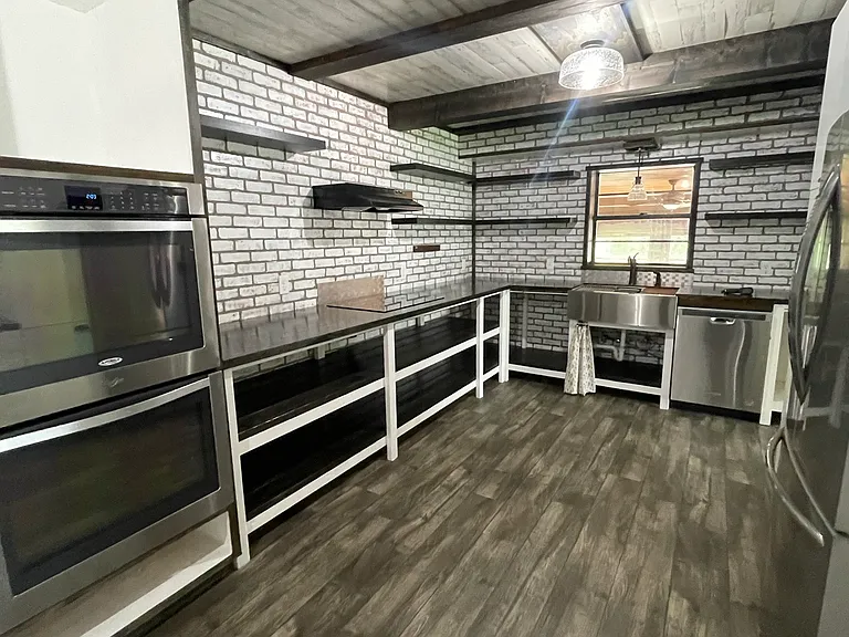 4811 County Road 48 — Photo 10