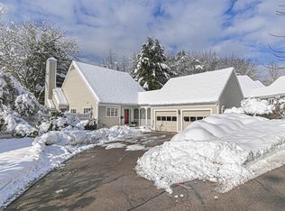 406 Straw Hill Rd, Manchester, NH 03104