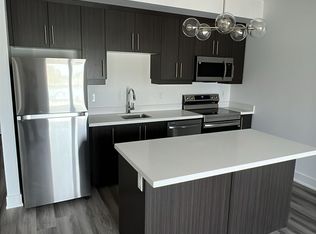 575 Conklin Rd #522, Brantford, ON N3T 5L5