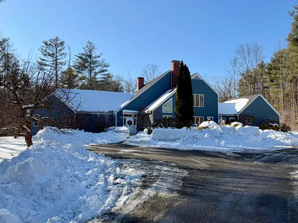 6 Old Tree Farm Rd, Stockbridge, MA 01262