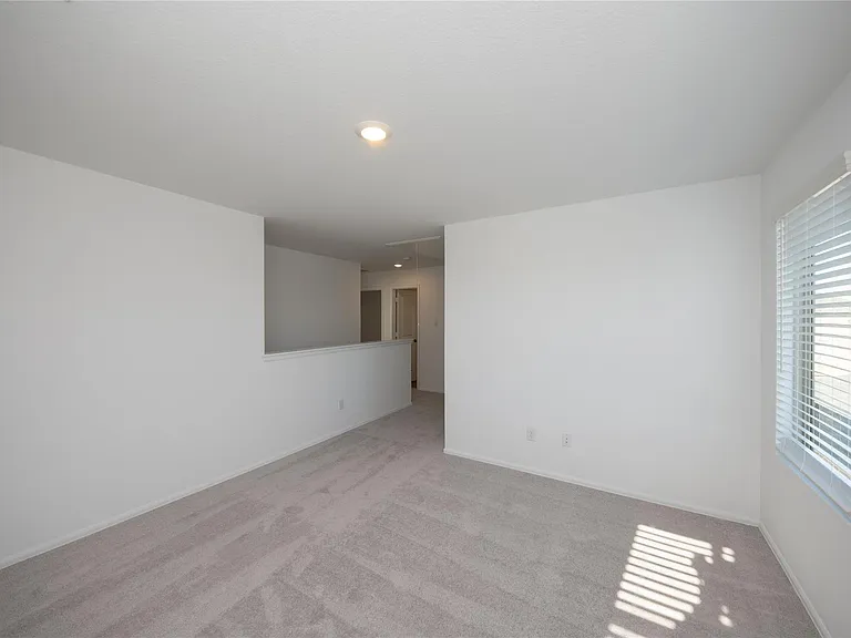 7235 Gorrian — Photo 22