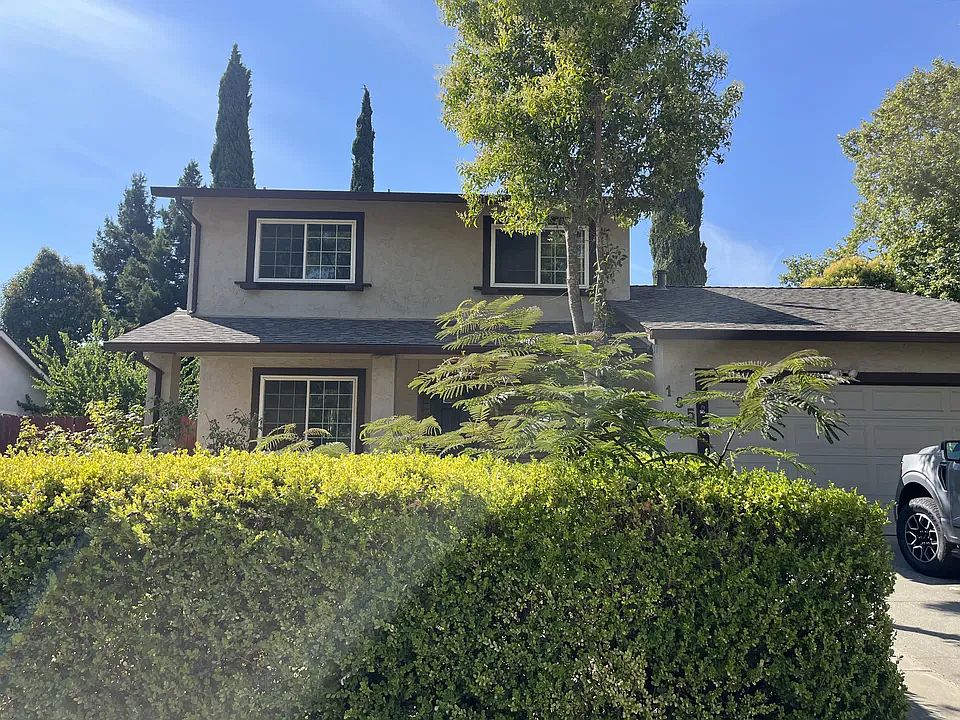 1st image of 185 Mesa Ct