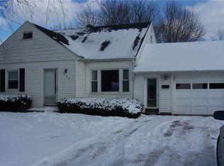 532 Howard Rd, Rochester, NY 14624