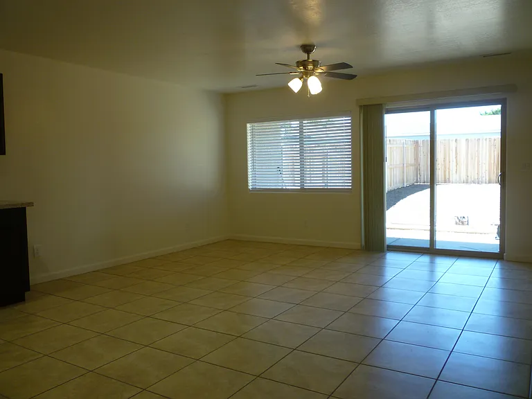 4175 N Navajo Dr #3 — Photo 2
