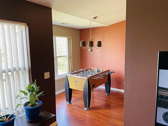 5th image of 1104 Canterbury Ct APT C