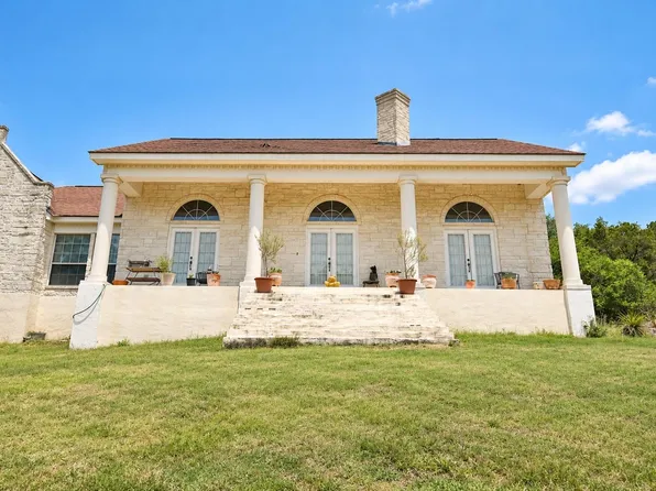 101 Harbour Vw, Lakehills, TX 78063