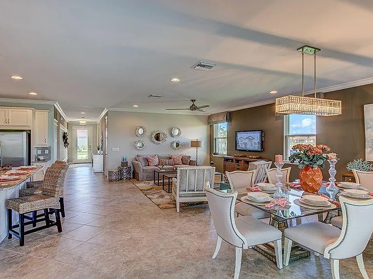 2839 Sunset Pointe Cir — Photo 4