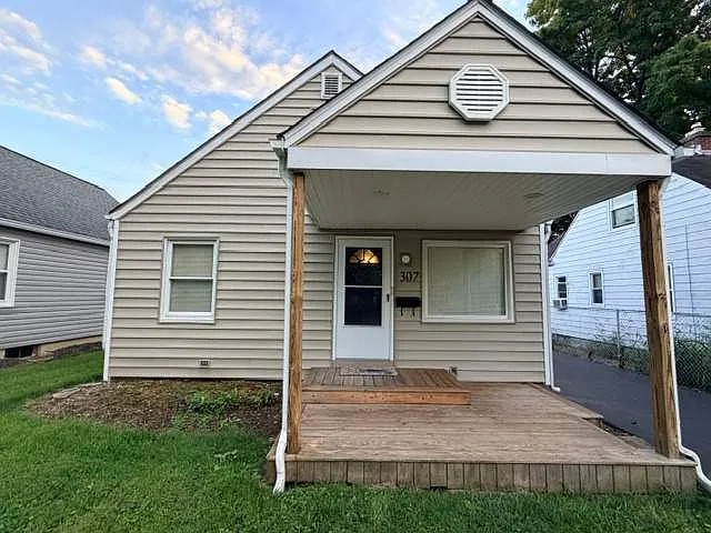 307 Chase Rd