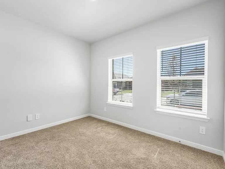 1210 Rockwater Dr — Photo 8