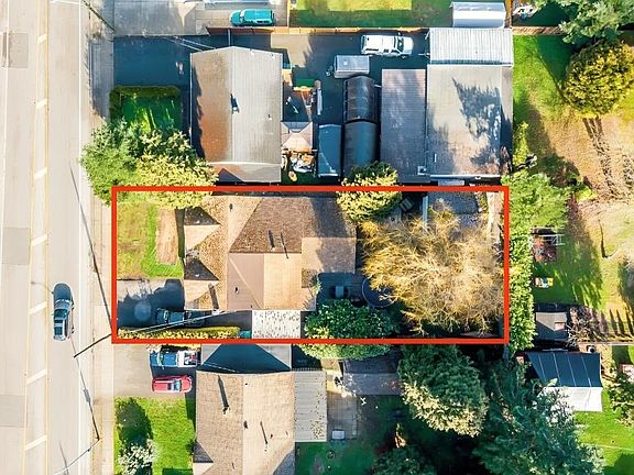 2nd image of 9286 148th St
