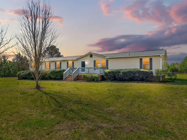 111 Old Williams Rd, Four Oaks, NC 27524