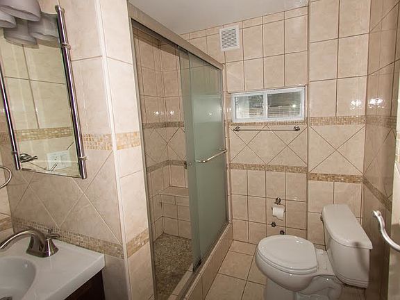 5th image of 8 N Perkins Ave #2