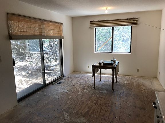 2nd image of 5200 Longview Ln