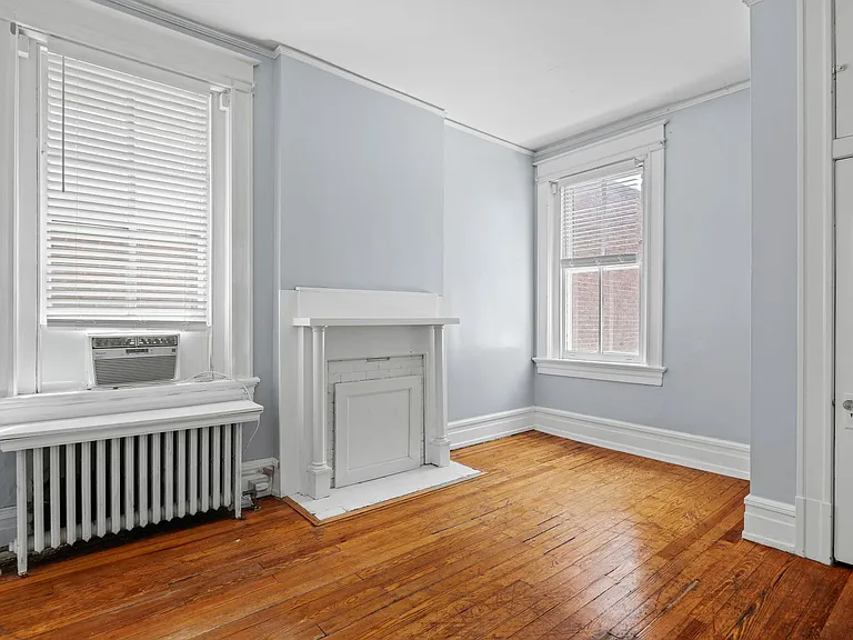 2713 W Grace St — Photo 13