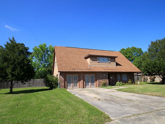 2nd image of 502 Driftwood Cir