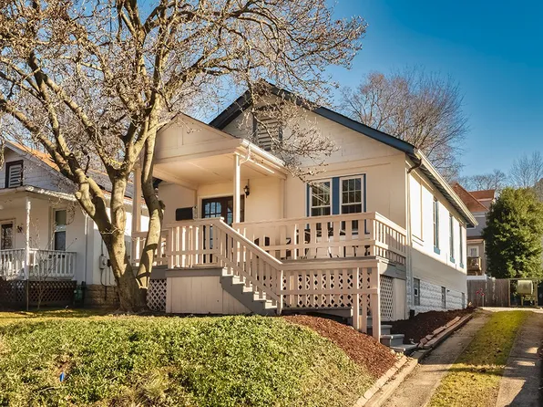 516 Isabella St, Oakmont, PA 15139