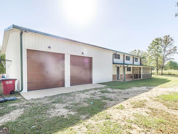 2nd image of 5451 Walton Rd