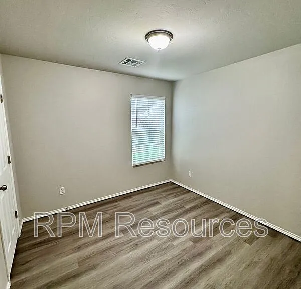 11728 Jude Way — Photo 15