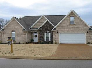 84 Elmwood Cv, Jackson, TN 38305