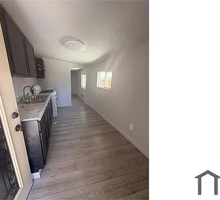 1 bed, $1,300 — Photo 3