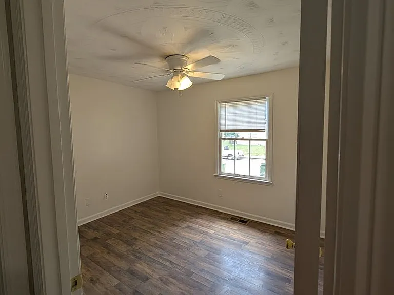 1060 Sandy Springs Rd NW — Photo 20
