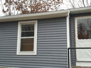 24 Sprucedale Dr, Waterbury, CT 06706