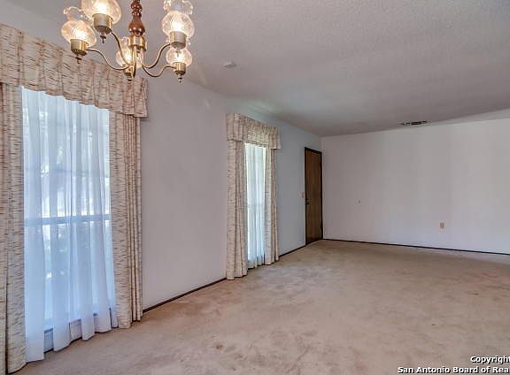 5th image of 12826 Independence Ave