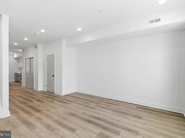 617 W Cumberland St #2 — Photo 9