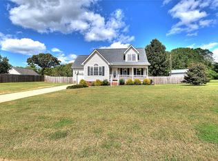 103 Orchard Way, Piedmont, SC 29673