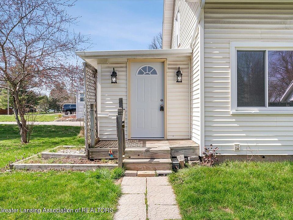 911 E Willoughby Rd, Lansing, MI 48911 Zillow