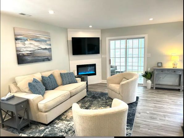 20229 Catherine Ct UNIT 11