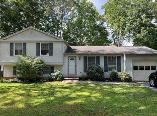 9106 Wax Myrtle Ct, Burke, VA 22015