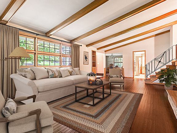 Private Showing 330-715-6328