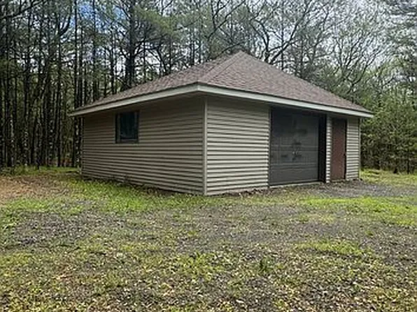 26 Victoria Ln, Kerhonkson, NY 12446