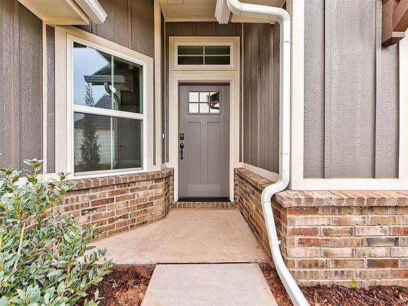 3rd image of 3333 Slate River Dr