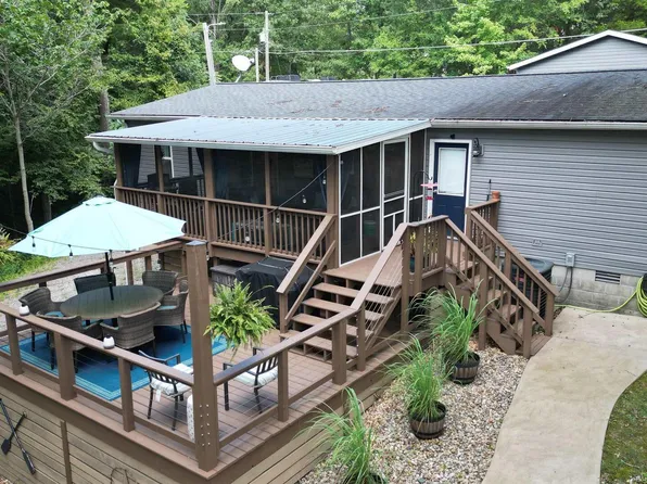 1920 Egyptian Hills Dr, Creal Springs, IL 62922