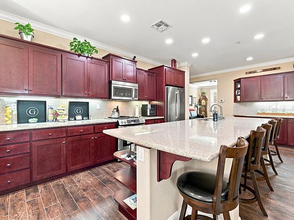 2nd image of 306 Riverwood Ln