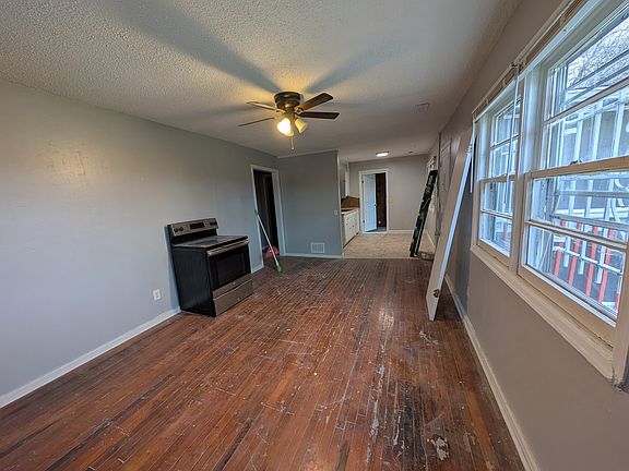 3rd image of 3248 N 46th St