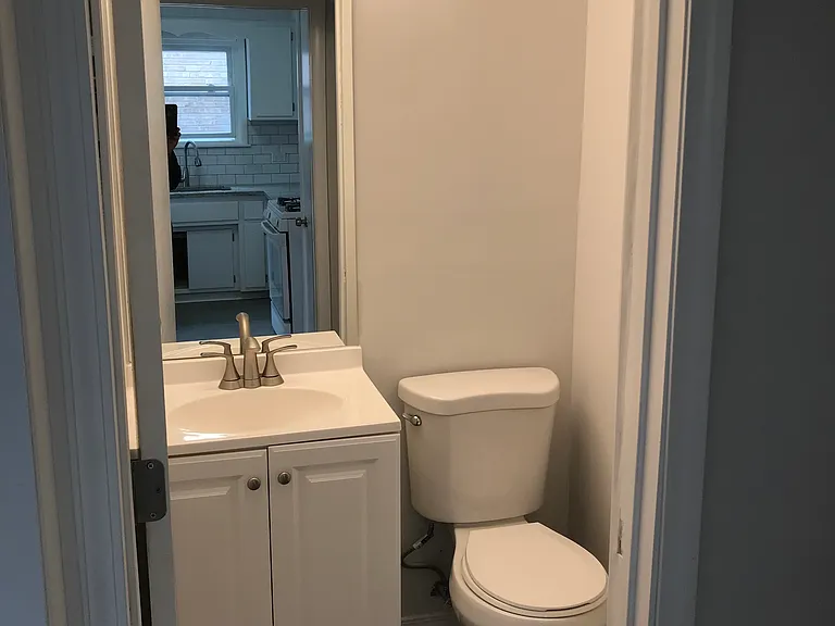 8022 N Oriole Ave #1 — Photo 13