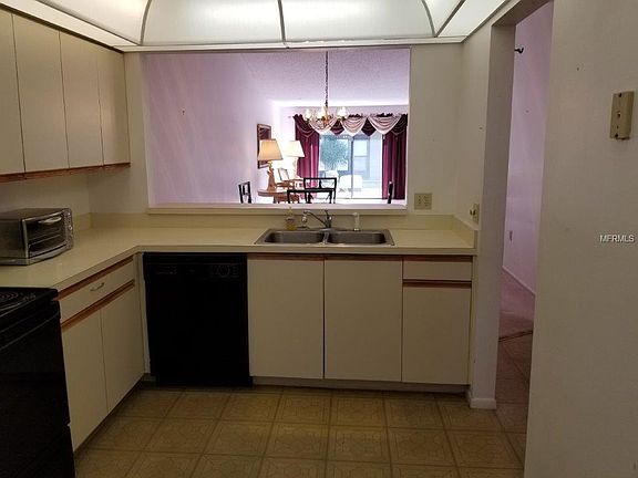 4th image of 2704 60th Avenue Plz S #2704
